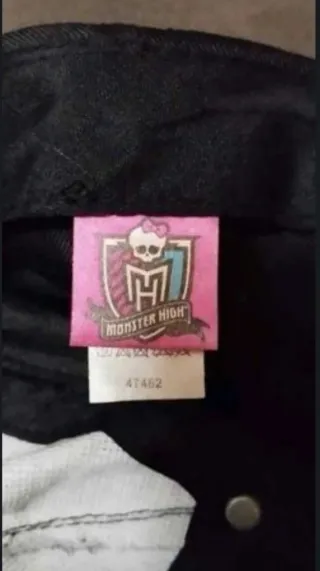 Gorra Monster High Negra y Rosa