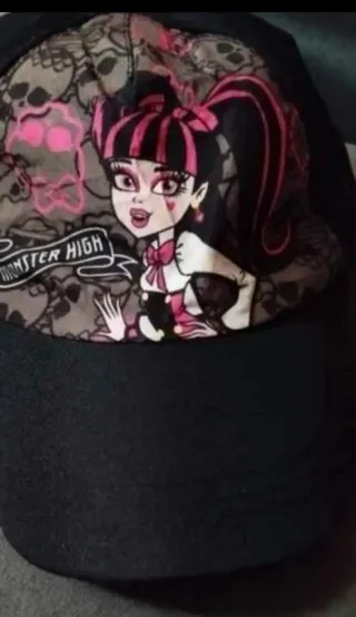 Gorra Monster High Negra y Rosa
