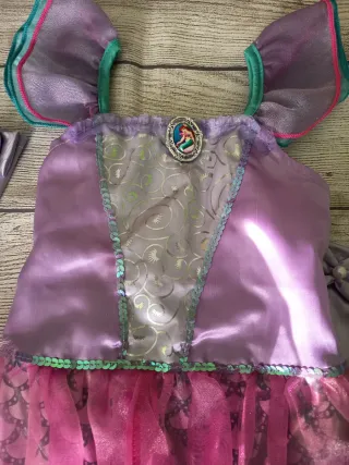 Disfraces 2-3 años:Frozen,Sirena,Bruja y Navidad