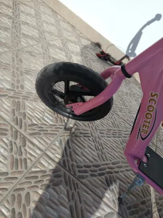 Patinete rosa infantil