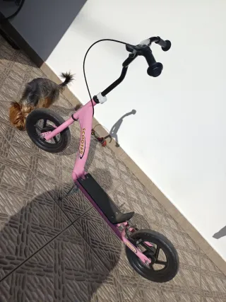 Patinete rosa infantil