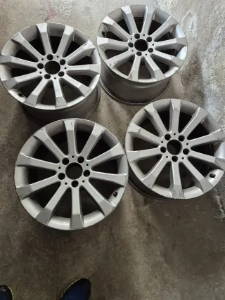 Llantas Mercedes