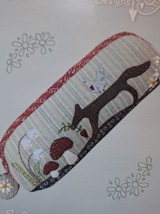 2 patrones aplicaciones y bordado Lynette Anderson