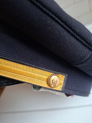 Cappello banda tg. 58 blu con fregio oro