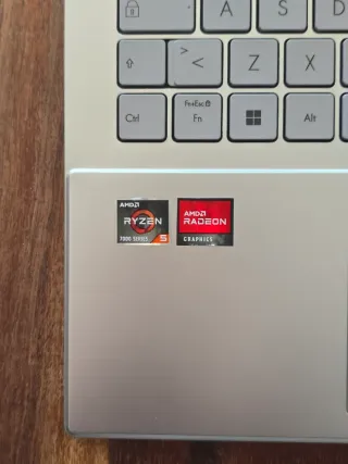 Asus Vivobook Go 15.6 E1504F Argento