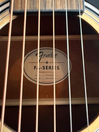 Guitarra Acústica Fender