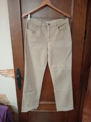 Pantalón beige mujer talla 44