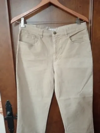 Pantalón beige mujer talla 44