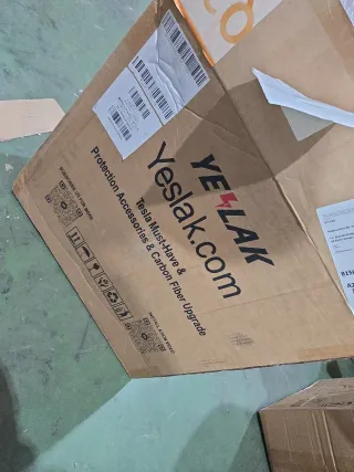 Tapacubos Tesla Plateados