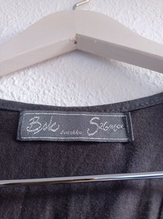 Camiseta Bershka lentejuelas lazo rosa