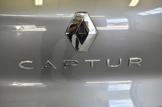 RENAULT Captur techno TCe 67kW 90CV