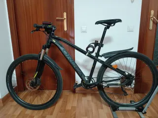 Bicicleta de montaña convertida en urbana