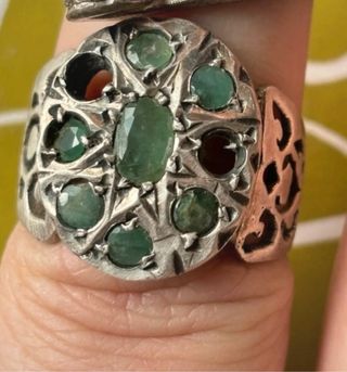 Sortija Vintage Plata con piedras de color verde