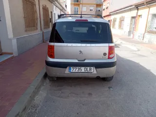 Peugeot 1007 2006