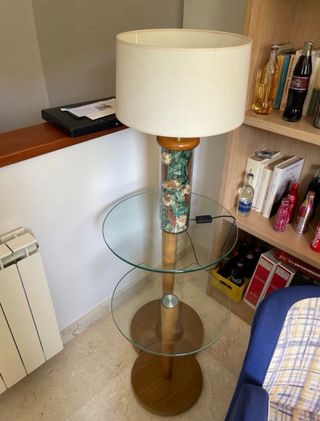 Mesas redondas rincón madera y cristal