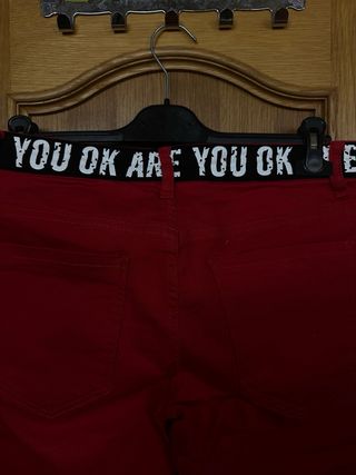 Pantalón vaquero rojo FLYING G