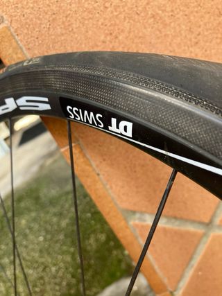 Rueda Trasera Carbono DT Swiss RC 28 C Spline