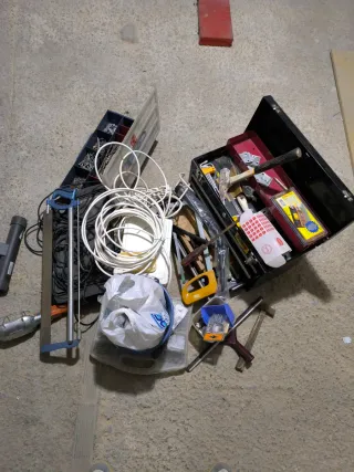 Lote de herramientas varias