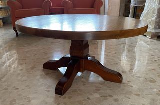 Mesa redonda de madera maciza