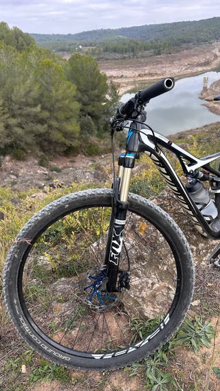 Bicicleta da Montagna Specialized