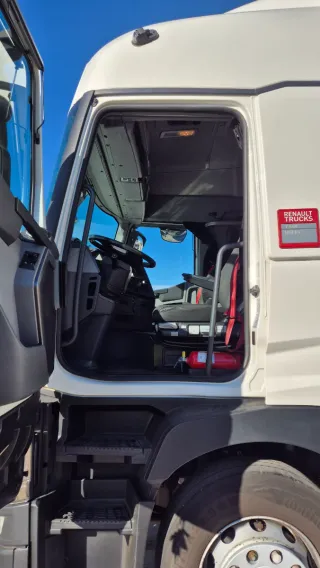 Tractor Renault T Gama