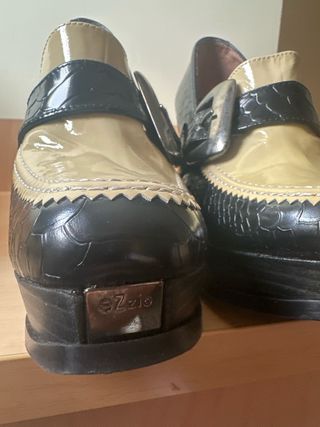 Zapatos de tacón Ezio beige y negro