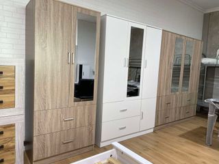 Armario 4 puertas madera y cristal