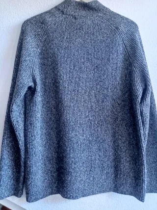 Jersey de punto gris Bershka