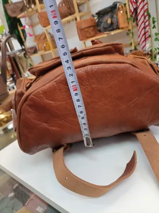 Mochila artesanal de cuero