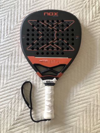 Pala Padel Nox AT10 Genius Attack 12K 2025