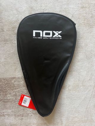 Pala Padel Nox AT10 Genius Attack 12K 2025