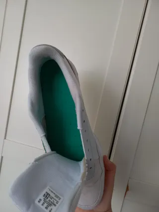 Zapatillas Puma Blancas y Verdes