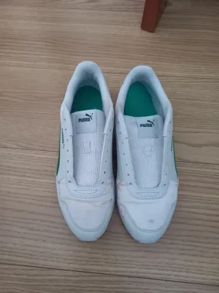 Zapatillas Puma Blancas y Verdes