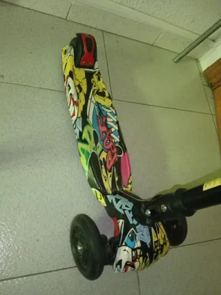 Patinete 3 ruedas con luces