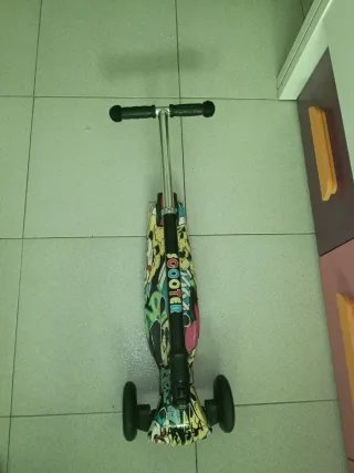 Patinete 3 ruedas con luces