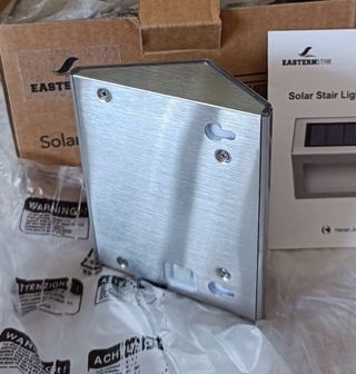 Lampade segnapasso solari metallo