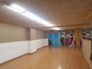 Local comercial en alquiler en Príncep de Viana - Clot -Xalets Humbert Torres en Lleida