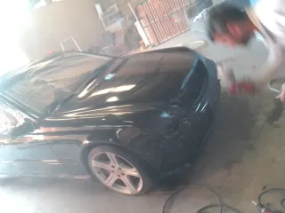 Llantas Mercedes plateadas