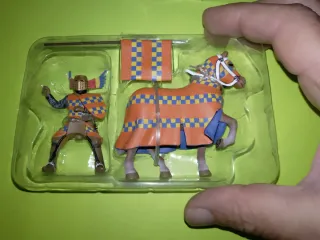 Caballero medieval de plomo