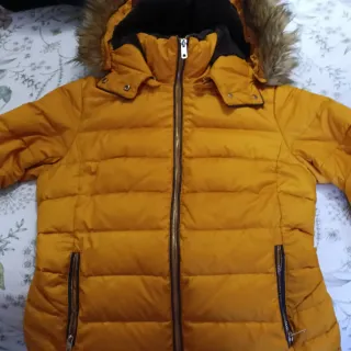 Chaqueta plumífero Zara amarillo