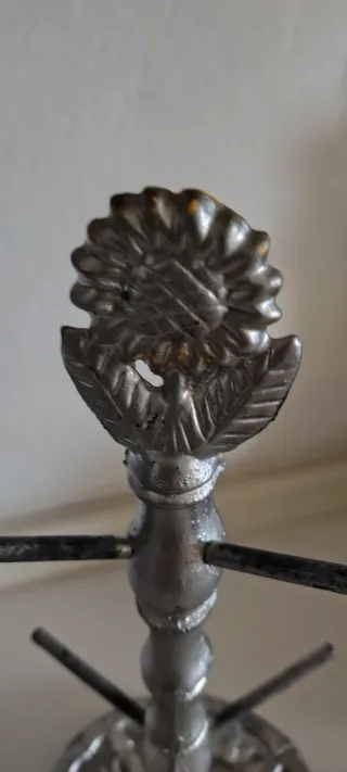 Porta tazze vintage in metallo