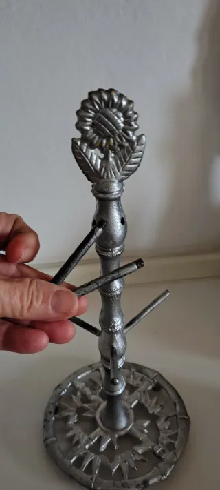 Porta tazze vintage in metallo