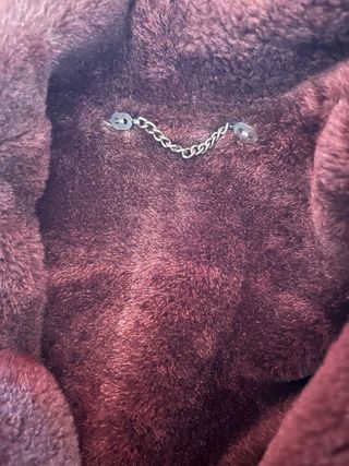 Montone di pelle marrone