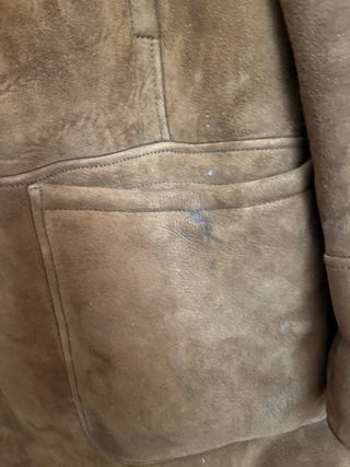 Montone di pelle marrone