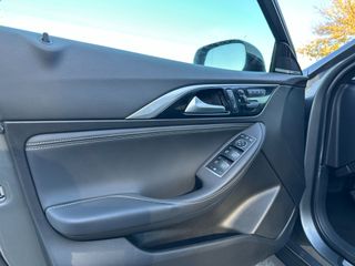 Infiniti QX30 2.2D PREMIUM TECH 7DCT AWD