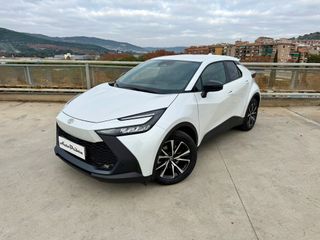 Toyota C-HR 2025