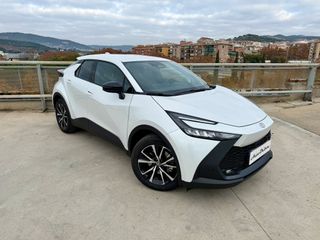 Toyota C-HR 2025