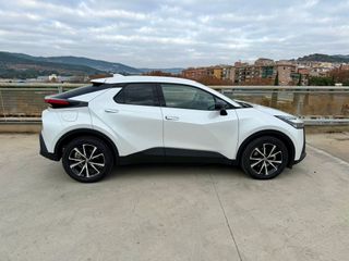 Toyota C-HR 2025