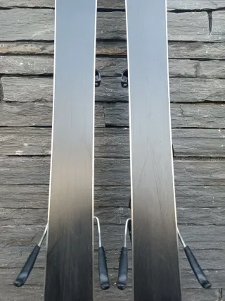 Esquís junior Head Supershape 137cm