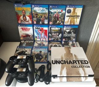 Consola PS4 Slim + 2 mandos y 14 juegos